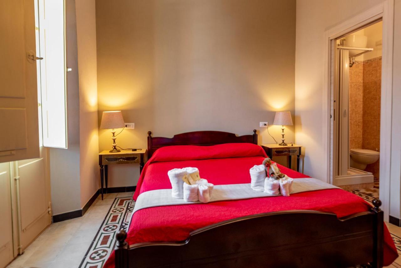 Domo Sa Barra Bed & Breakfast Sant'Antioco Bagian luar foto